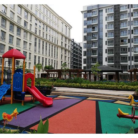 Cozyvilla At 81 Newport Blvd Walk To Naia T3 Marriott & Resorts World Casino & Newport Mall For 5 Pax Free Parking!!!! Пасай Екстериор снимка
