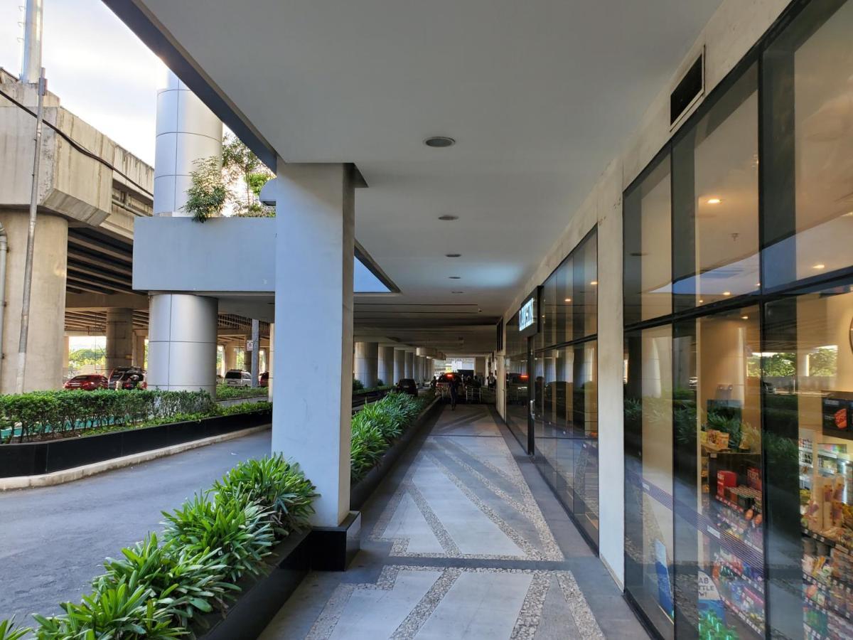 Cozyvilla At 81 Newport Blvd Walk To Naia T3 Marriott & Resorts World Casino & Newport Mall For 5 Pax Free Parking!!!! Пасай Екстериор снимка