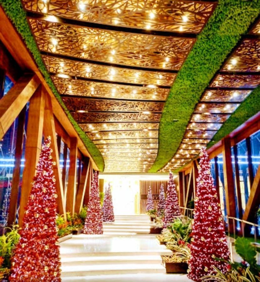 Cozyvilla At 81 Newport Blvd Walk To Naia T3 Marriott & Resorts World Casino & Newport Mall For 5 Pax Free Parking!!!! Пасай Екстериор снимка