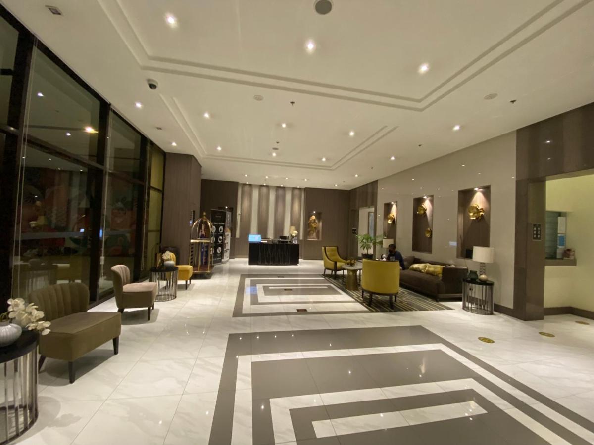 Cozyvilla At 81 Newport Blvd Walk To Naia T3 Marriott & Resorts World Casino & Newport Mall For 5 Pax Free Parking!!!! Пасай Екстериор снимка